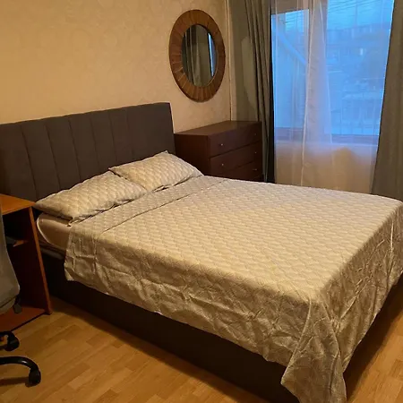 Spacious 2-bedroom Oasis In Lejlighed *